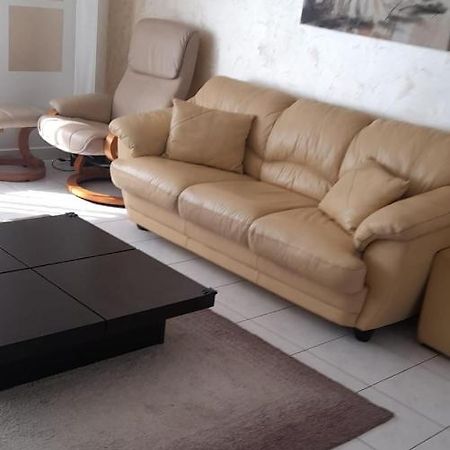 Apartament Bety Sea Front Apartment Costineşti Exterior foto