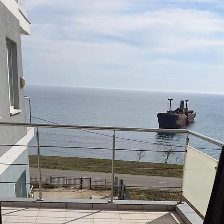 Apartament Bety Sea Front Apartment Costineşti Exterior foto