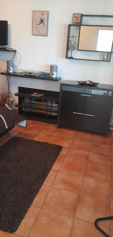 Apartament Bety Sea Front Apartment Costineşti Exterior foto